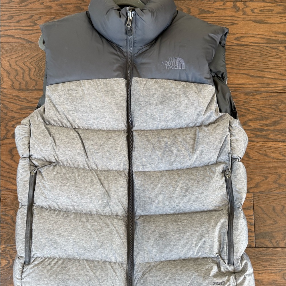 The North Face Men's Two-Tone Gray Puffer Vest